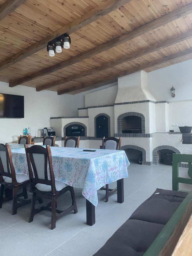 Hotel Casa de lângă pădure à Sighetu Marmaţiei Extérieur photo