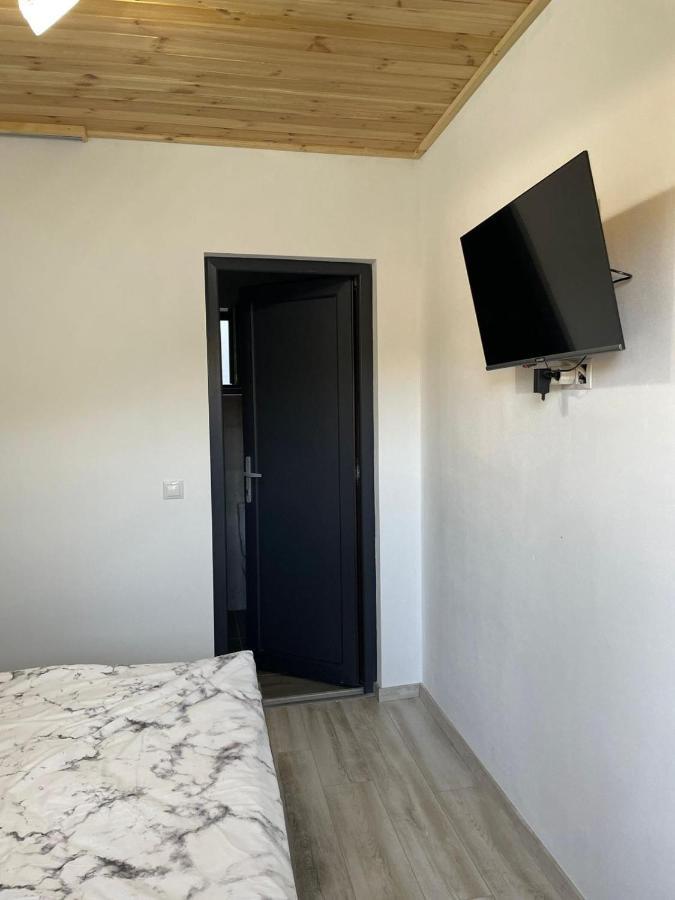 Hotel Casa de lângă pădure à Sighetu Marmaţiei Extérieur photo